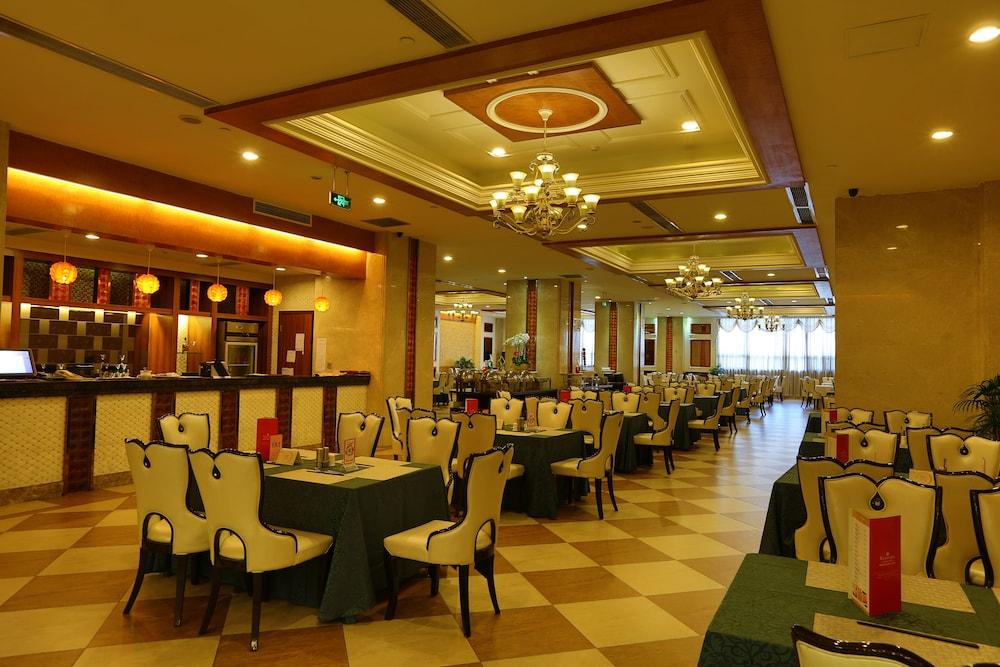 Ramada Chengdu North Hotel Exterior foto